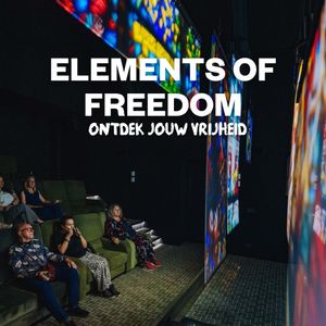 Een indrukwekkende beleving van vrijheid. 🕊️✨ In het Vrijheidskwartier in Visum Mundi beleef je ‘Elements of Freedom’: een multischerm-ervaring waarin beeld, geluid en muziek samenkomen. Via persoonlijke verhalen ontdek je waarom Wageningen de Stad der Bevrijding is, van het tekenen van de capitulatie tot alledaagse momenten van vrijheid. Een ervaring die je laat reflecteren op de betekenis van vrijheid in je eigen leven. Gratis toegankelijk van woensdag t/m zondag tussen 11.00 en 17.00 uur. #MaakHetVerschil #Vrijheidskwartier #OntdekJouwVrijheid