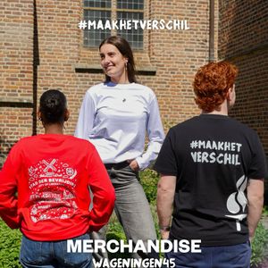 Met de nieuwe merchandise draag je niet alleen iets moois, maar draag je ook bij aan iets groters. 🙌🧡 Steun Wageningen45 met jouw aankoop en help mee het Vrijheidsevenement in Wageningen, Stad der Bevrijding, mogelijk te maken. Zo geven we het belang van vrede, vrijheid en veiligheid door aan volgende generaties. Daar ben jij als Wageninger toch ook trots op? Bestel vanaf nu jouw merch in de webshop, link in bio! 👀 #Maakhetverschil